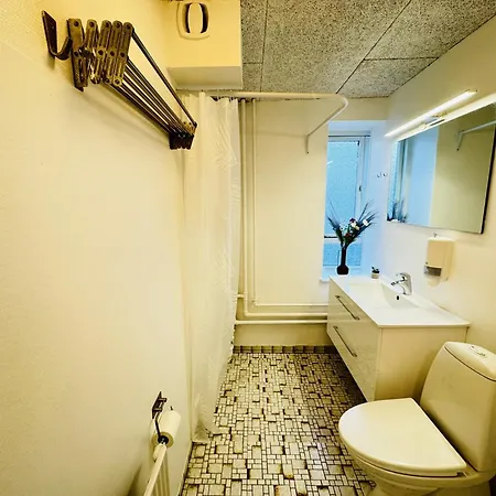 Aday - Awesome Ground Floor *